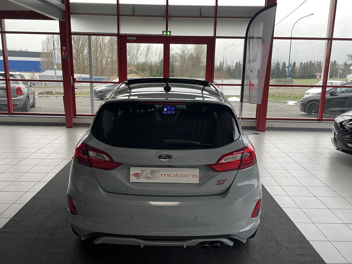 FORD FIESTA ST 1,5 200  GPS CAMERA TOIT PANO  APPLE CARPLAY FULL LED BLUETOOTH HIFI B&O REGULATEUR ETAT NEUF