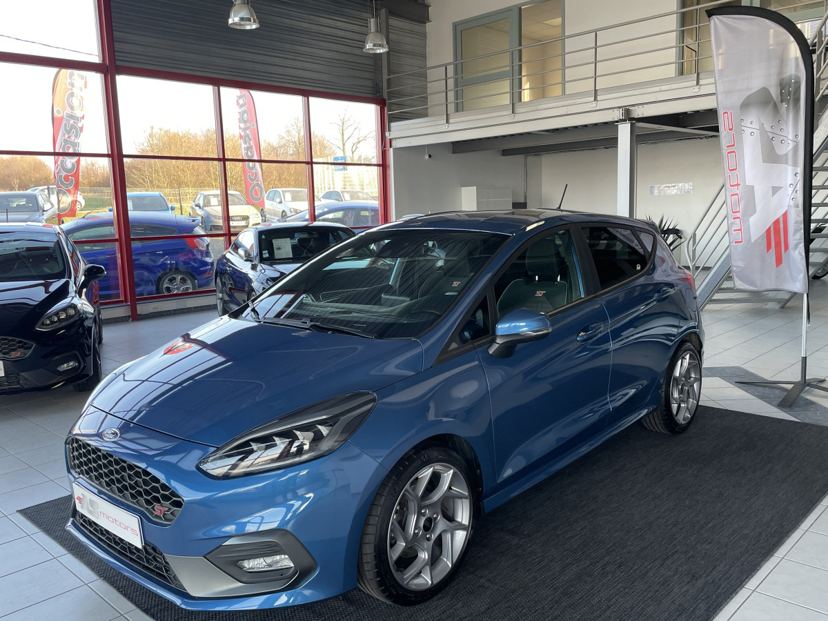 FORD FIESTA ST 1,5 200   APPLE CARPLAY FULL LED BLUETOOTH HIFI B&O REGULATEUR EXCELLENT ETAT