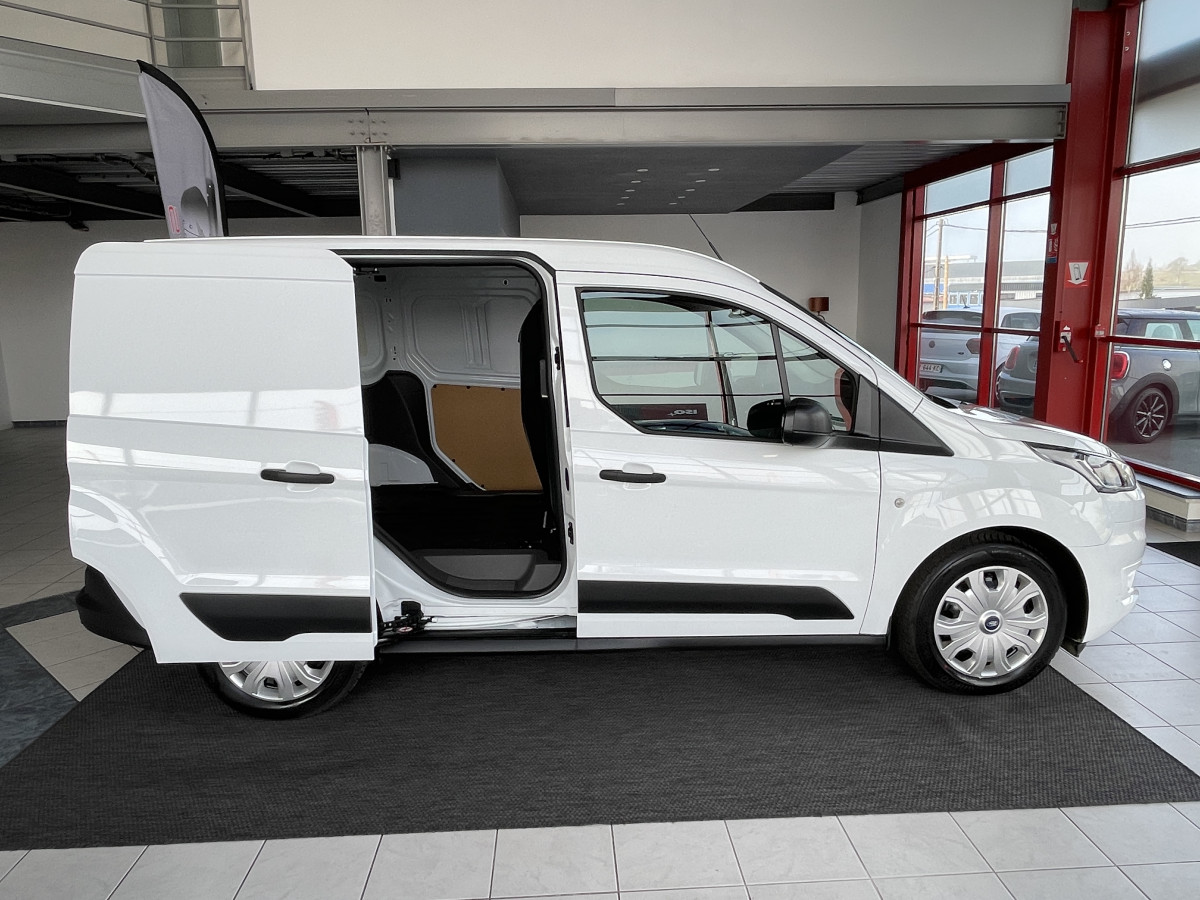 FORD TRANSIT CONNECT TREND L1 1,5 TDCI 120 BVA GPS CAMERA PORTE LATERAL RADAR AV-AR ETAT NEUF