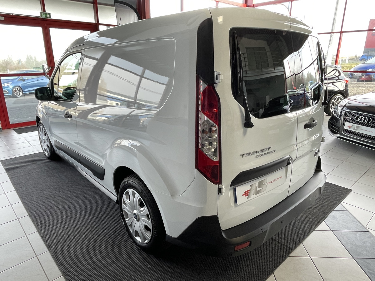 FORD TRANSIT CONNECT TREND L1 1,5 TDCI 120 BVA GPS CAMERA PORTE LATERAL RADAR AV-AR ETAT NEUF