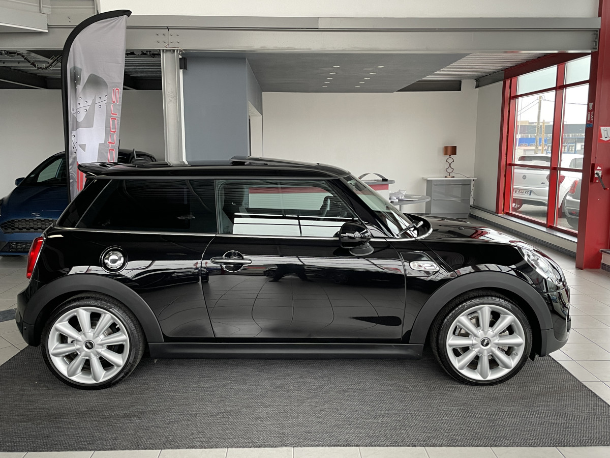 MINI COOPER S 2,0 192 GPS TOIT PANORAMIQUE HIFI HARMAN/KARDON PACK JCW FULL LED REGULATEUR ETAT NEUF