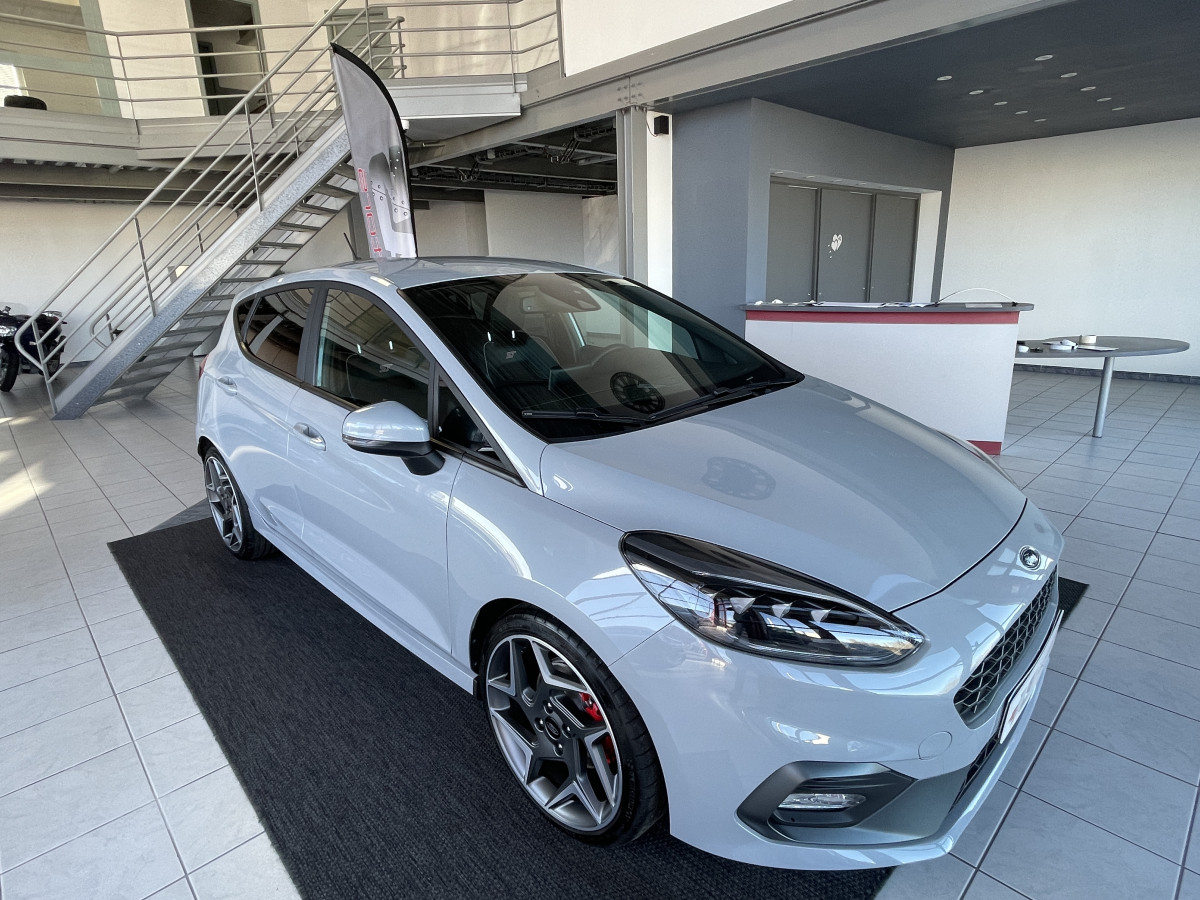 FORD FIESTA ST 1,5 200 GPS CAMERA PACK PERFORMANCE KEYLESS  HIFI B&O PACK HIVER  APPLE CARPLAY EXCELLENT ETAT