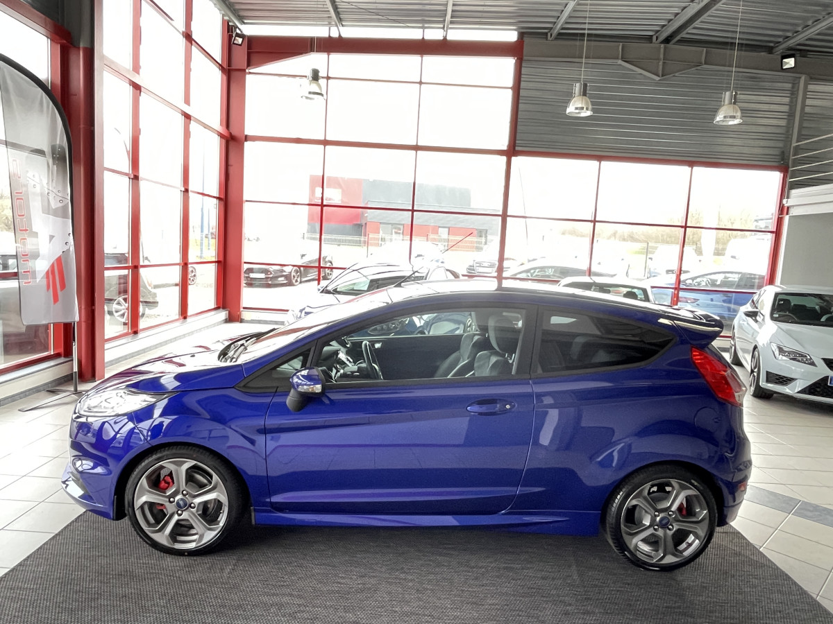 FORD FIESTA ST 1,6 182 PACK PERF GPS CAMERA REGULATEUR KEYLESS FULL OPTIONS EXCELLENT ETAT