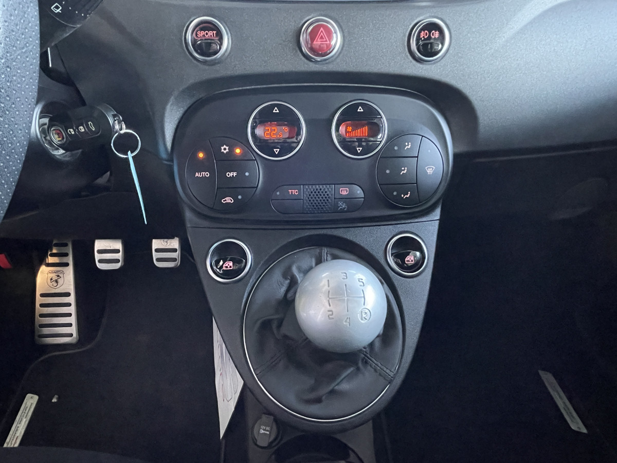 FIAT 500 ABARTH 180 595 COMPETIZIONE XENON BLUETOOTH SABELT ECHAPPEMENT MAGNETI MARELLI ETAT NEUF