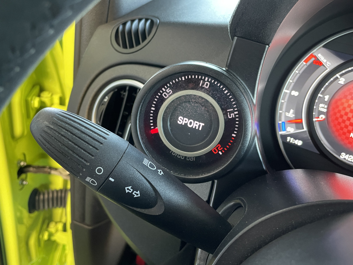 FIAT 500 ABARTH 180 595 COMPETIZIONE XENON BLUETOOTH SABELT ECHAPPEMENT MAGNETI MARELLI ETAT NEUF