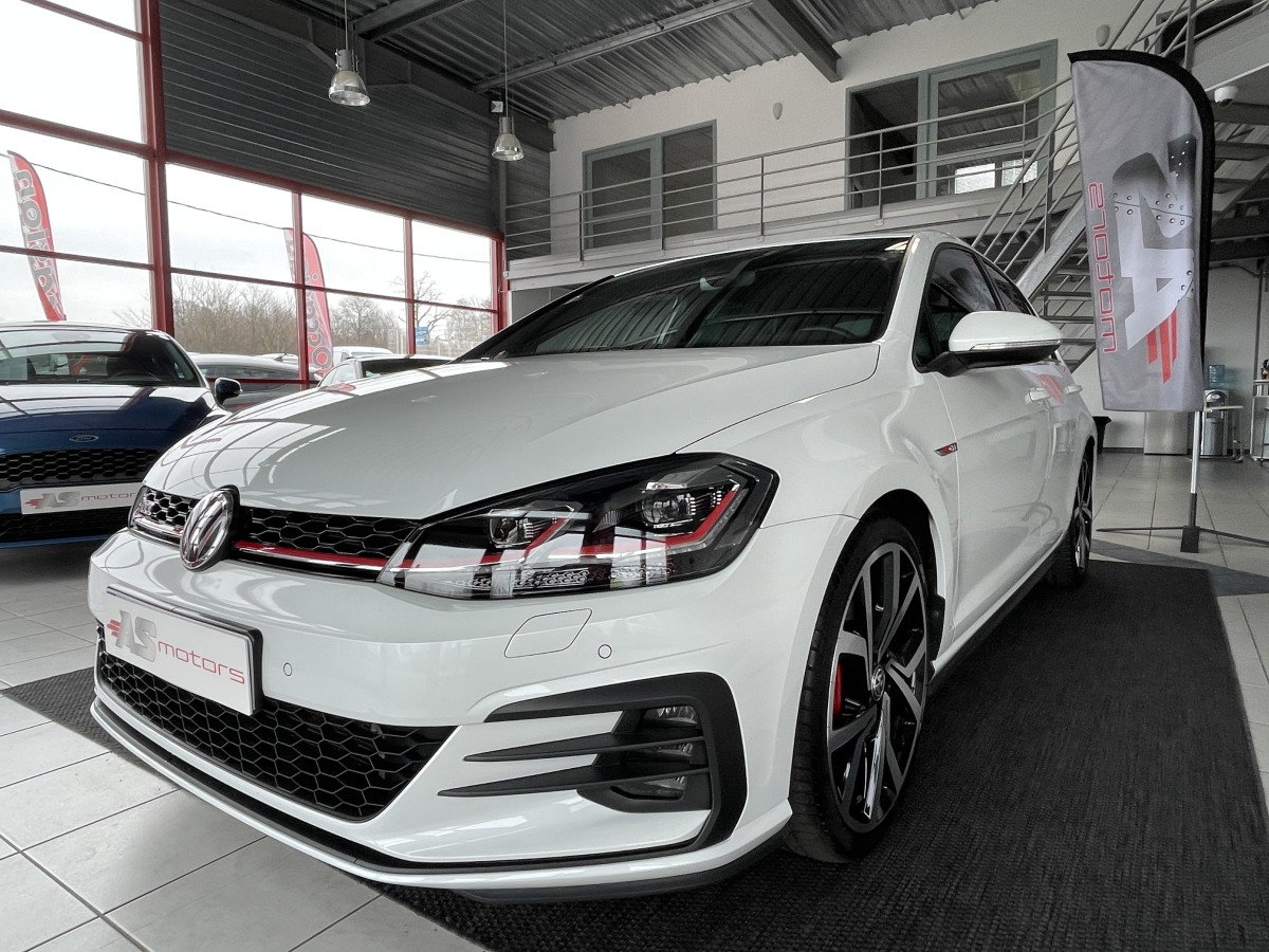 VOLKWAGEN GOLF 7 GTI PERFORMANCE 2,0 TSI 245 DSG7 GPS ACC DCC  FULL LED DIGITAL COCKPIT ETAT NEUF