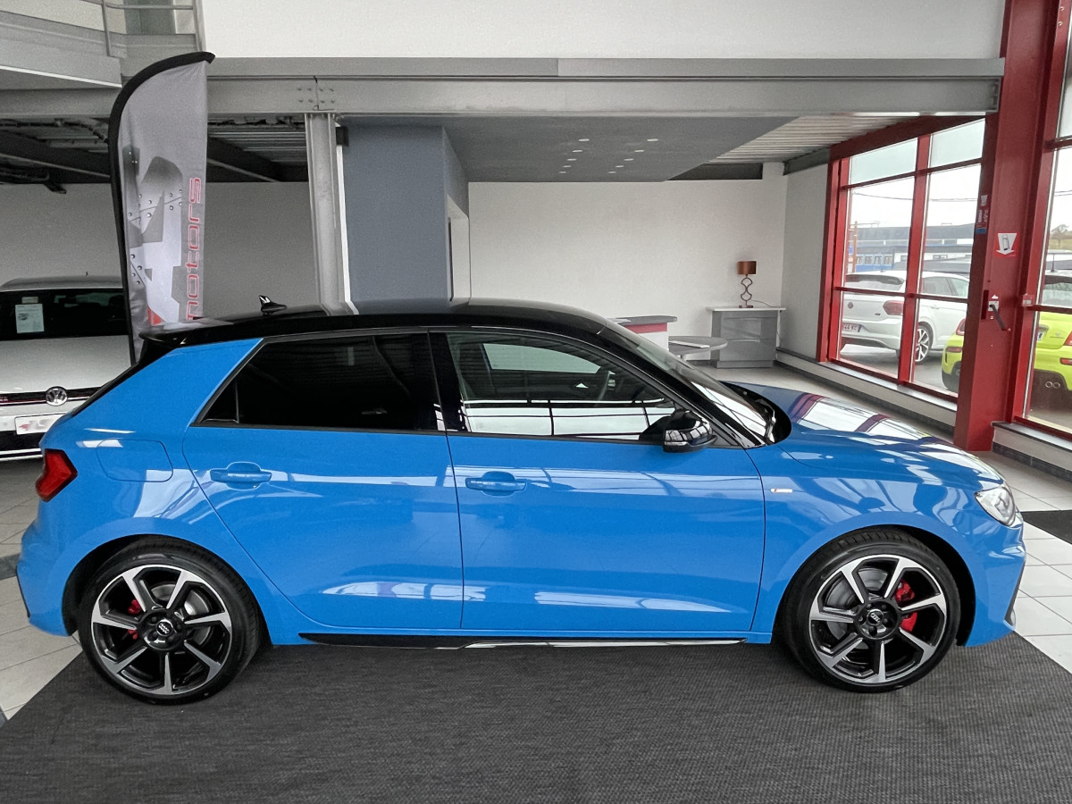 AUDI A1 SPORTBACK  40 TFSI 200  FULL S-LINE DSG6 GPS KEYLESS ACC  DRIVE SELECT BLEU TURBO ETAT NEUF