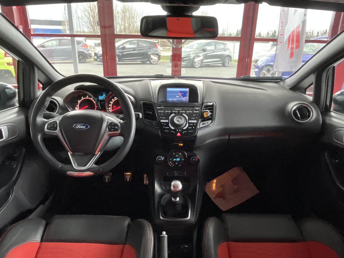 FORD FIESTA 1,6 182 PACK PERFORMANCE GPS REGULATEUR SONY RECARO EXCELLENT ETAT