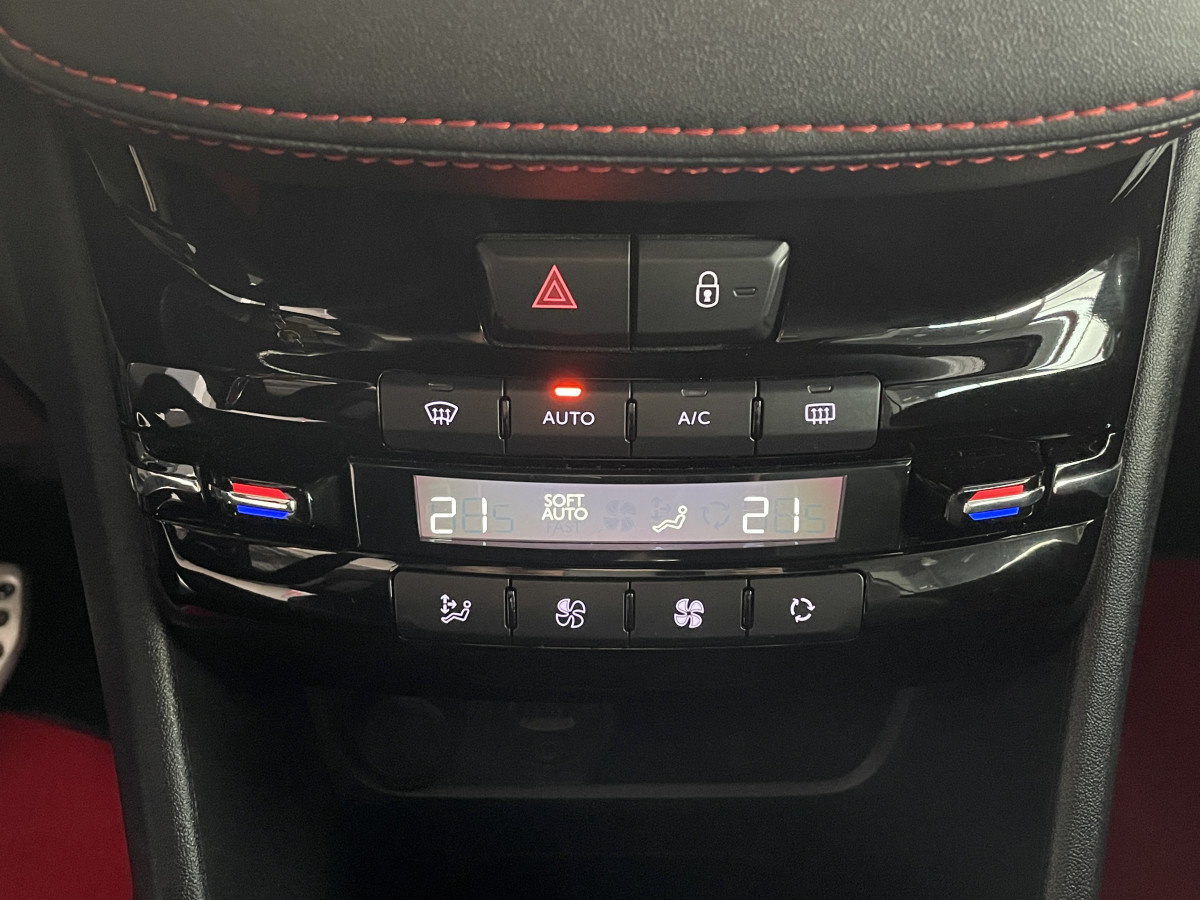 PEUGEOT 208 GTI BPS 1,6 THP 208 GPS CAMERA RECARO HIFI FOCAL BLUETOOTH EDITION LIMITED