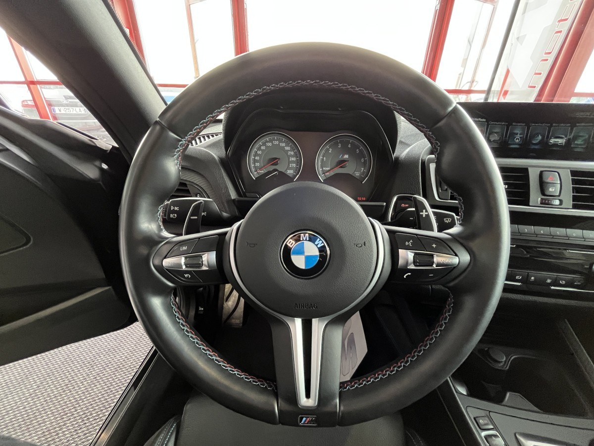 BMW M2 COUPE 3,0 370 DKG7 TOIT PANO GPS CAMERA FULL LED ETAT NEUF