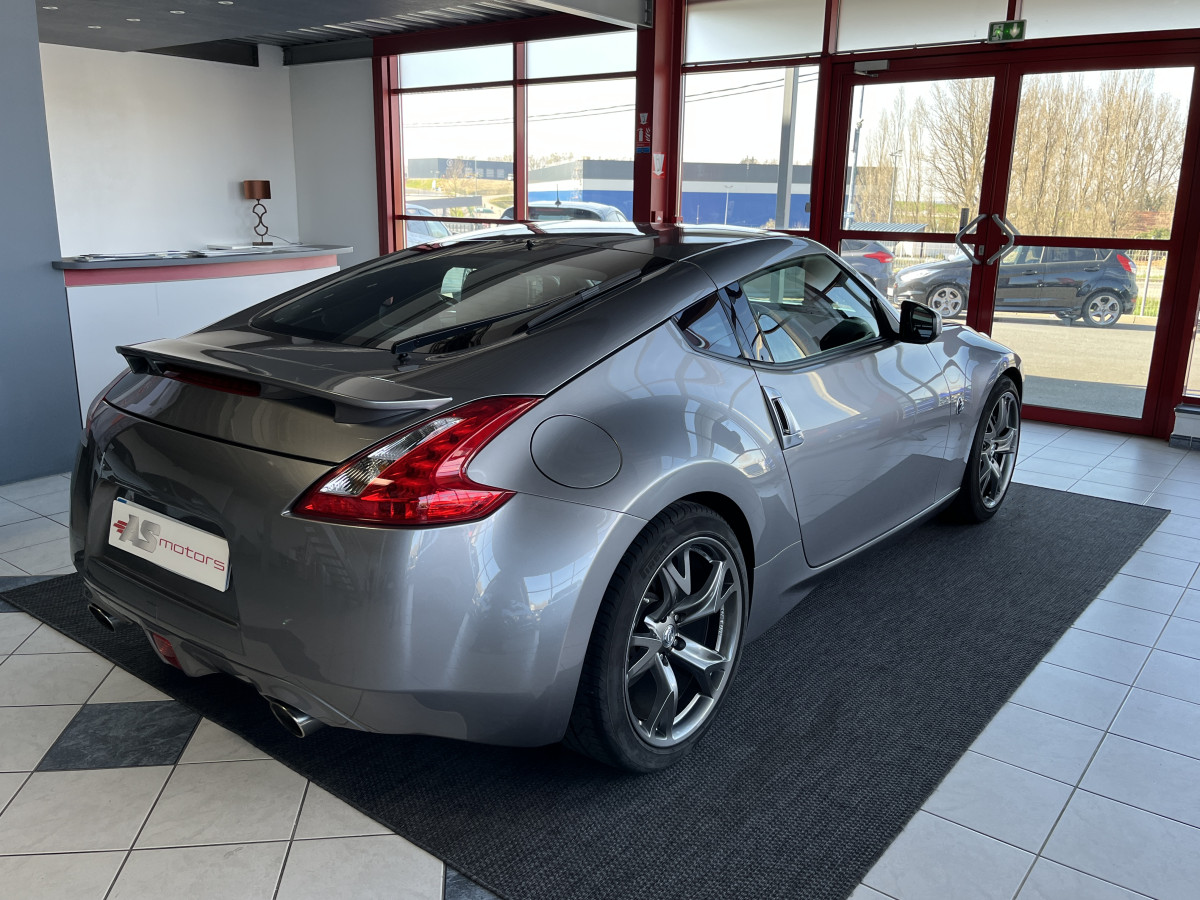 NISSAN 370 Z  3,7 V6 328 PACK BVA GPS BOSE FEUX BI-XENON ETAT COLLECTOR