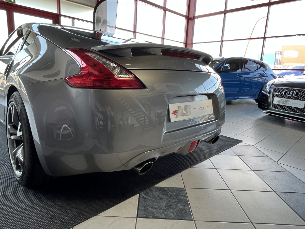 NISSAN 370 Z  3,7 V6 328 PACK BVA GPS BOSE FEUX BI-XENON ETAT COLLECTOR