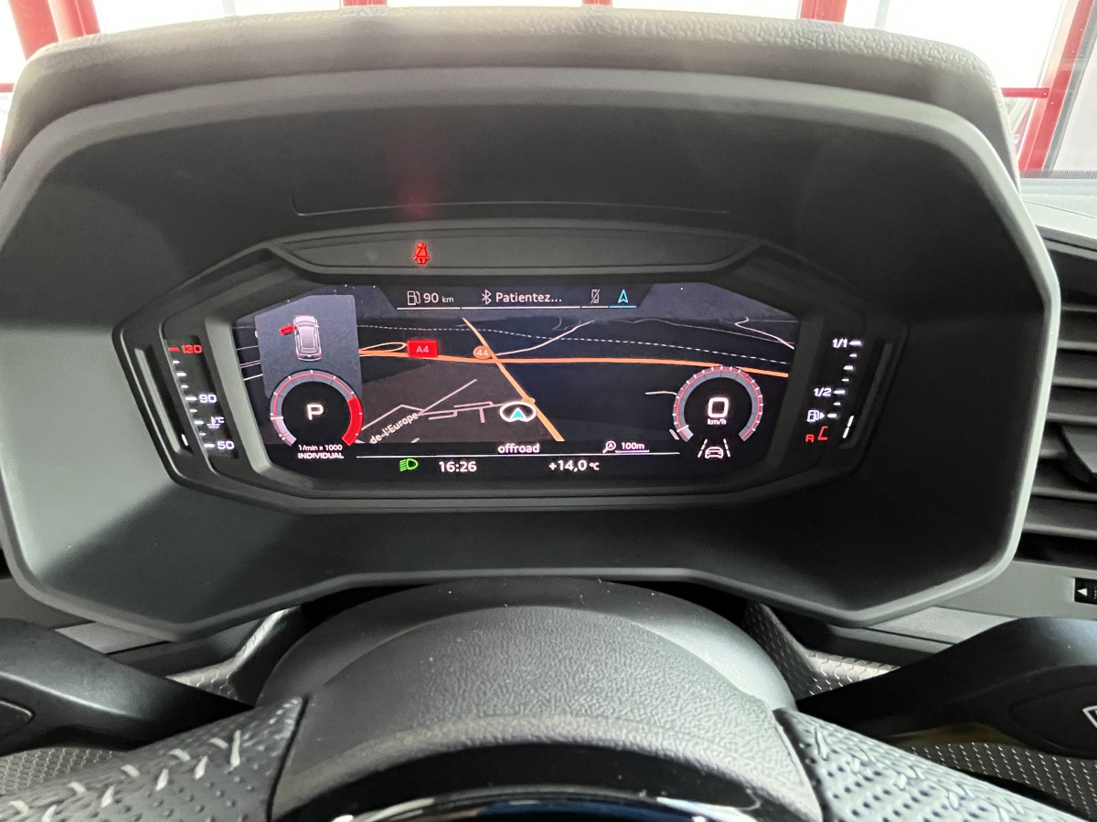 AUDI A1 SPORTBACK  40 TFSI 200  FULL S-LINE DSG6 GPS LIMITEUR DIGITAL COCKPIT DRIVE SELECT BLUETOOTH  ETAT NEUF