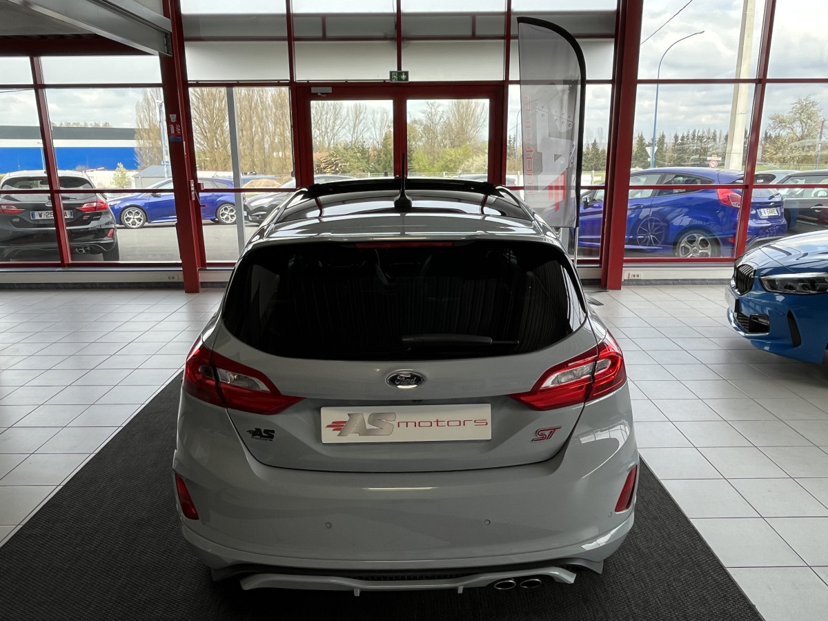 FORD FIESTA ST 1,5 200 TOIT PANO GPS GAMERA REGULATEUR HIFI B&O KEYLESS PACK HIVER APPLE CARPLAY ETAT NEUF