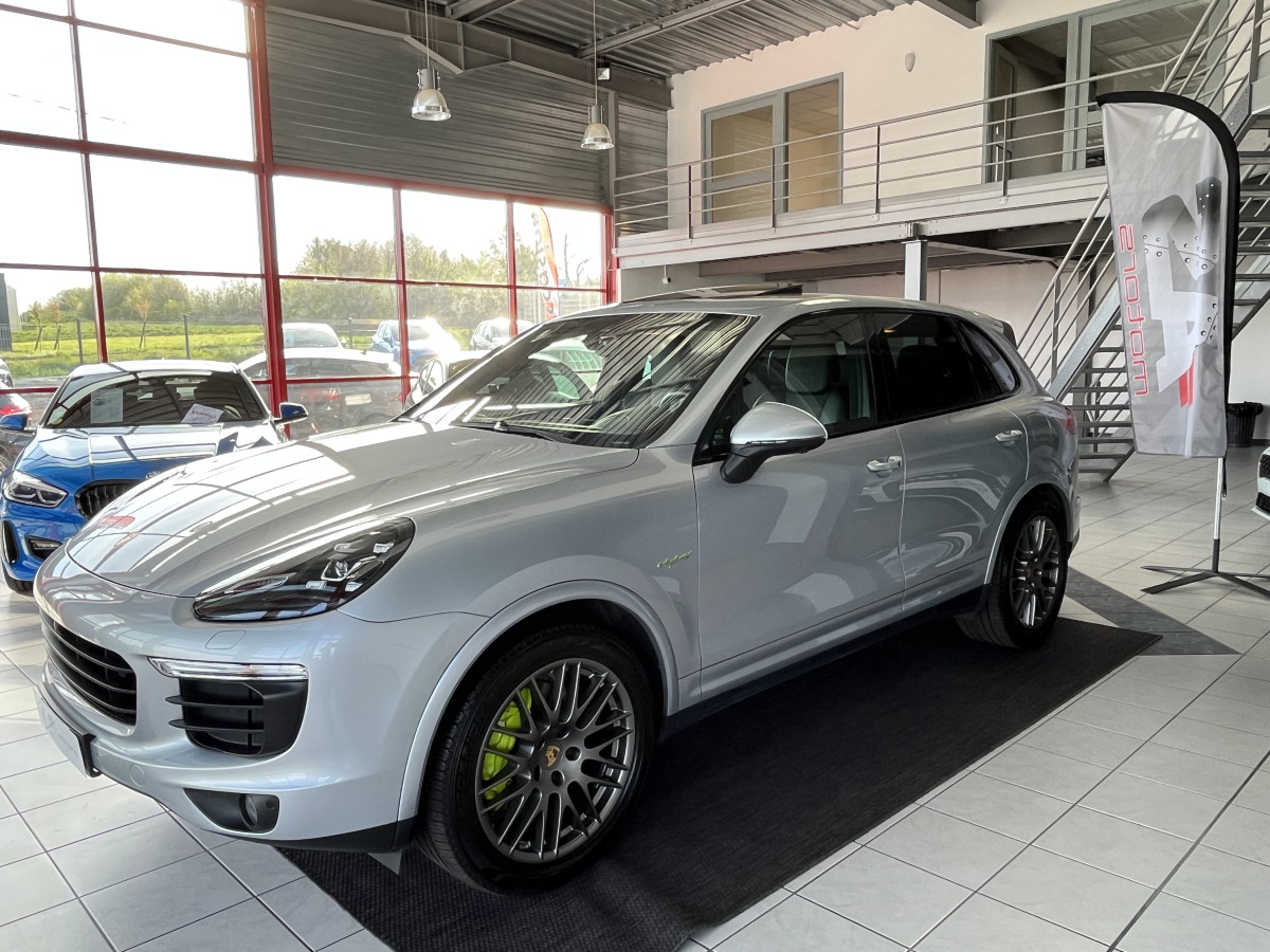 PORSCHE CAYENNE 3,0 V6 416 S E-HYBRID PLATINUM EDITION GPS CAMERA 360 TOIT OUVRANT PASM PACK CHRONO SPORT KEYLESS HIFI BOSE