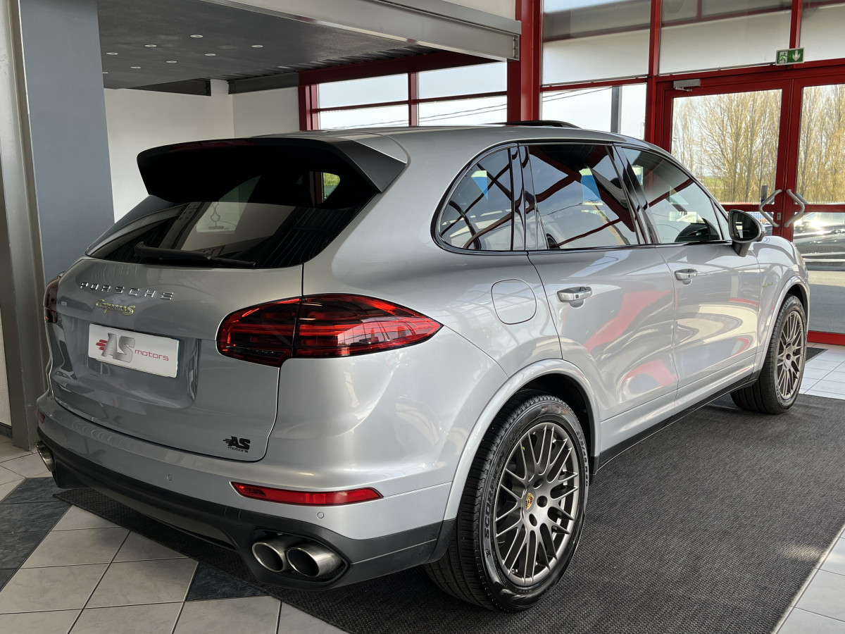 PORSCHE CAYENNE 3,0 V6 416 S E-HYBRID PLATINUM EDITION GPS CAMERA 360 TOIT OUVRANT PASM PACK CHRONO SPORT KEYLESS HIFI BOSE