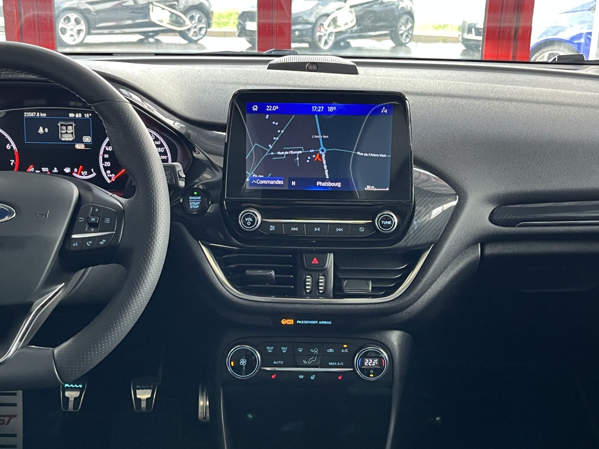 FORD FIESTA ST 1,5 200  PACK PERF TOIT PANO GPS  CAMERA APPLE CARPLAY FULL LED BLUETOOTH HIFI B&O REGULATEUR FULL OPTIONS