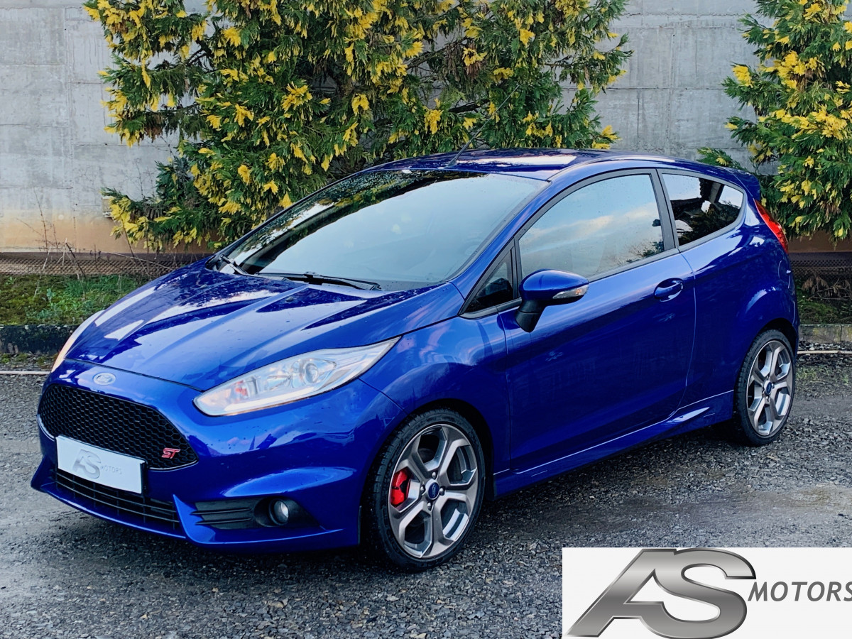 FORD FIESTA ST 1,6 TURBO 182