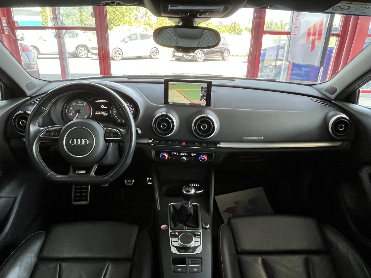 AUDI S3 SPORTBACK 2,0 TFSI 300  GPS ACC  TOIT PANORAMIQUE  KEYLESS REGULATEUR SIEGES SPORT RS  FEUX FULL LED DRIVE SELECT PARK PILOT EXCELLENT ETAT