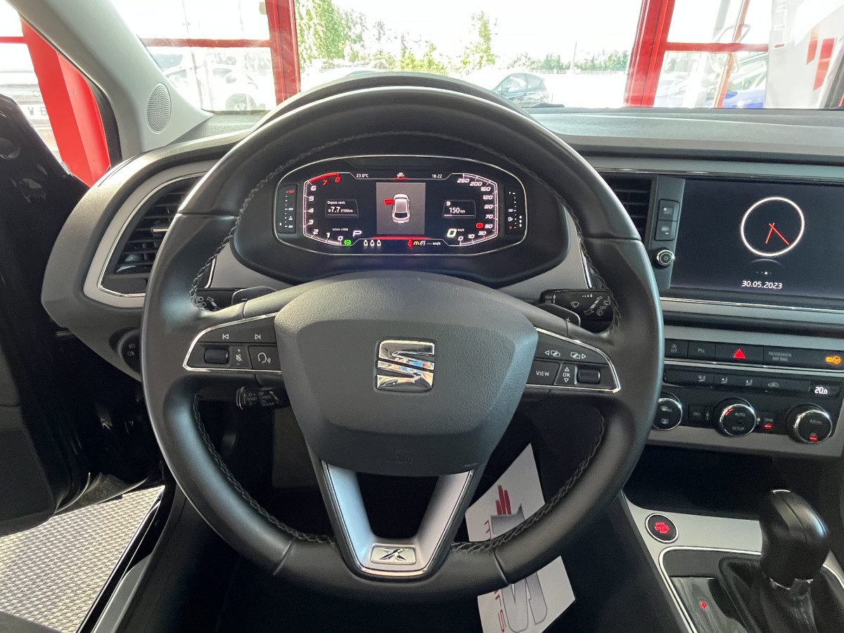 SEAT LEON XCELLENCE 1,5 TSI 150 DSG7 TOIT PANO GPS CAMERA  REGULATEUR DIGITAL COCKPIT KEYLESS CARPLAY EXCELLENT ETAT