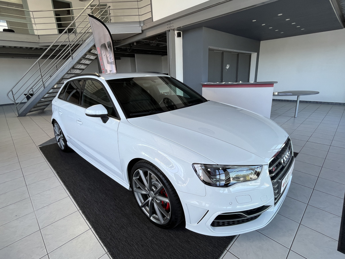 AUDI S3 SPORTBACK 2,0 TFSI 300 S-TRONIC6 QUATTRO GPS REGULATEUR SIEGES RS KEYLESS FULL LED DRIVE SELECT EXCELLENT ETAT