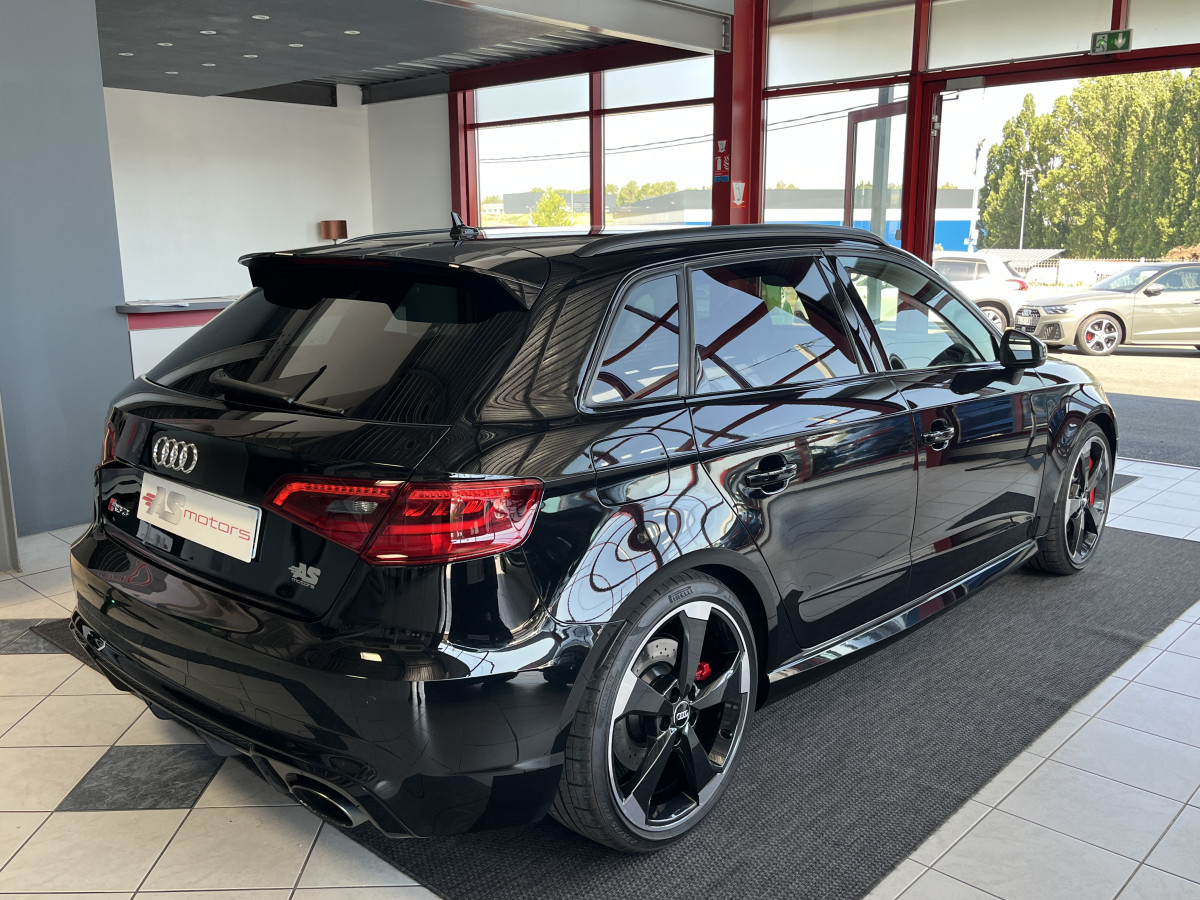 AUDI RS3 SPORTBACK 2,5 TFSI 367 S-TRONIC 7 QUATTRO GPS CAMERA SIEGES RS HIFI B&O ECHAPPEMENT RS KEYLESS REGULATEUR ETAT NEUF