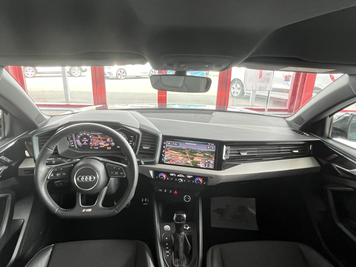 AUDI A1 SPORTBACK  40 TFSI 200 S-TRONIC 6 FULL S-LINE  GPS KEYLESS REGULATEUR LIMITEUR DIGITAL COCKPIT  DRIVE SELECT  ETAT NEUF