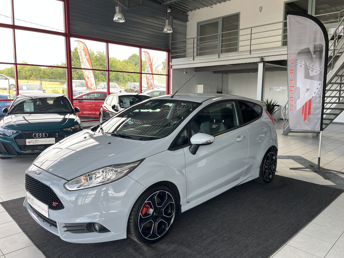 FORD FIESTA ST 1,6 200 EDITION LIMITED PACK PERF GPS CAMERA KEYLESS  REGULATEUR SONY BLUETOOTH ECHAPPEMENT MILTEK  ETAT COLLECTOR