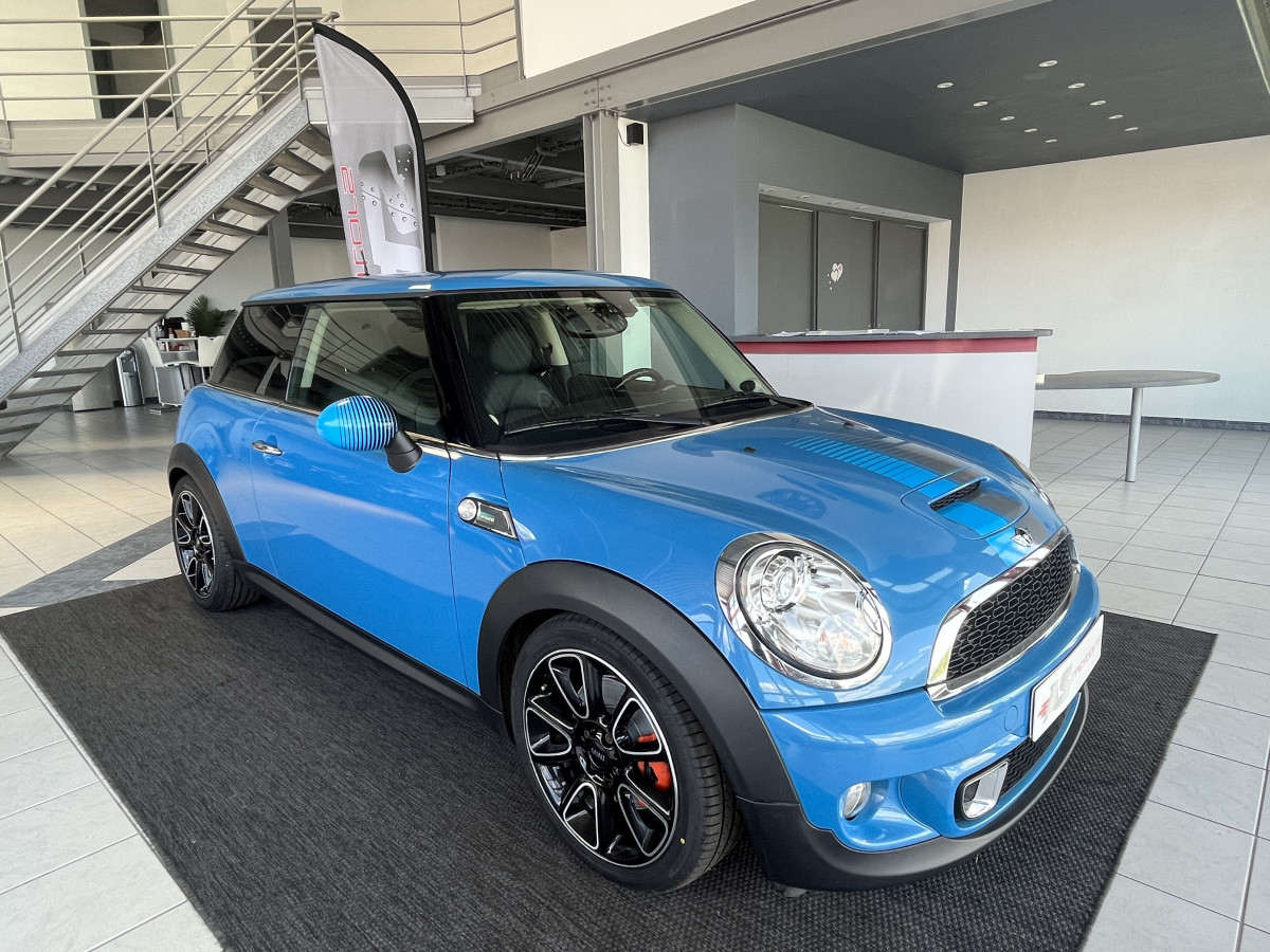 MINI COOPER S 1,6 184 EDITION LIMITED REGULATEUR KEYLESS FEUX XENON SIEGES CUIR HIFI HARMAN/KARDON EXCELLENT ETAT