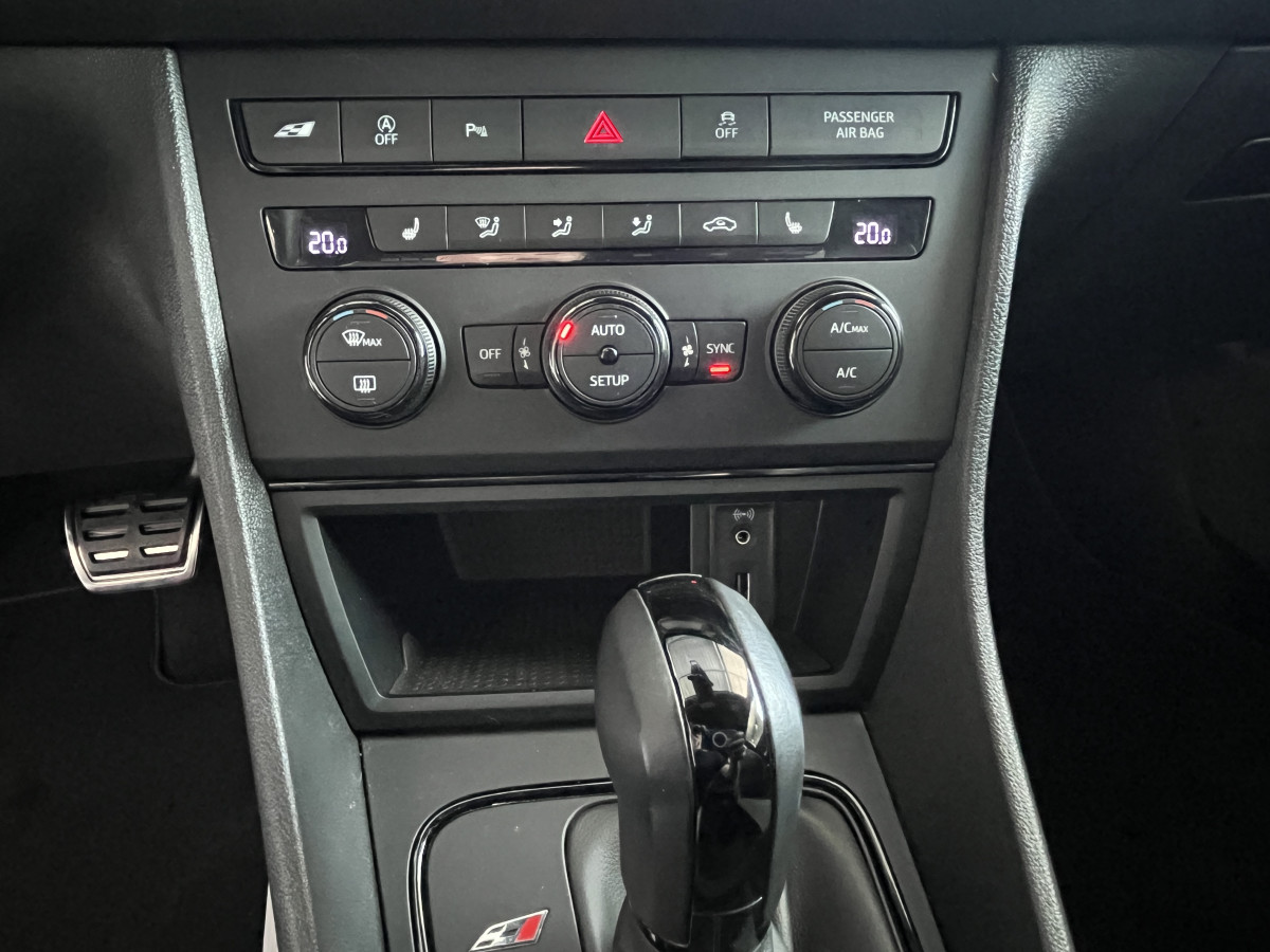 SEAT LEON SC 2,0 TSI CUPRA 290 DSG6 GPS REGULATEUR DCC SEAT SOUND BLUETOOTH