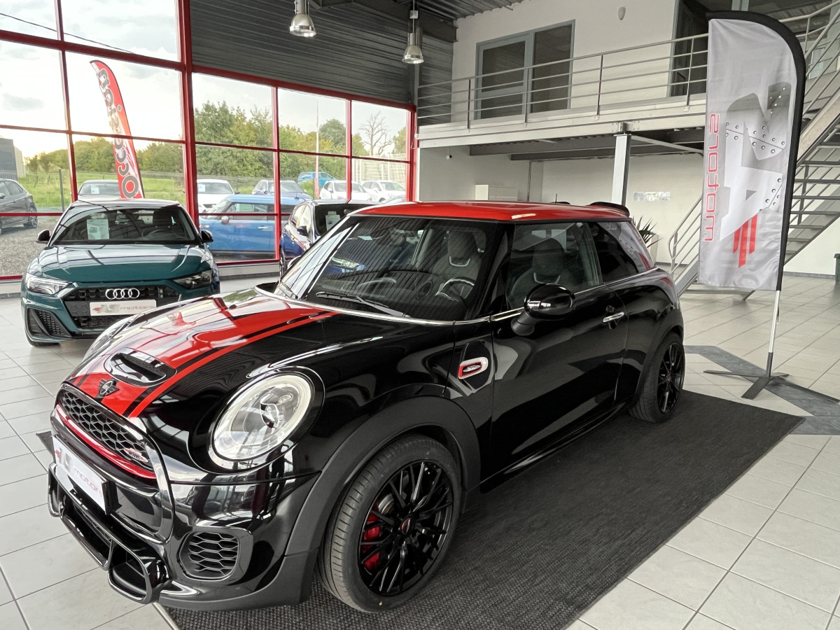 MINI  JOHN COOPER WORKS 2,0 231 ECHAPPEMENT JCW  KEYLESS BLUETOOTH REGULATEUR LIMITEUR FEUX FULL LED SIEGES SPORT JCW