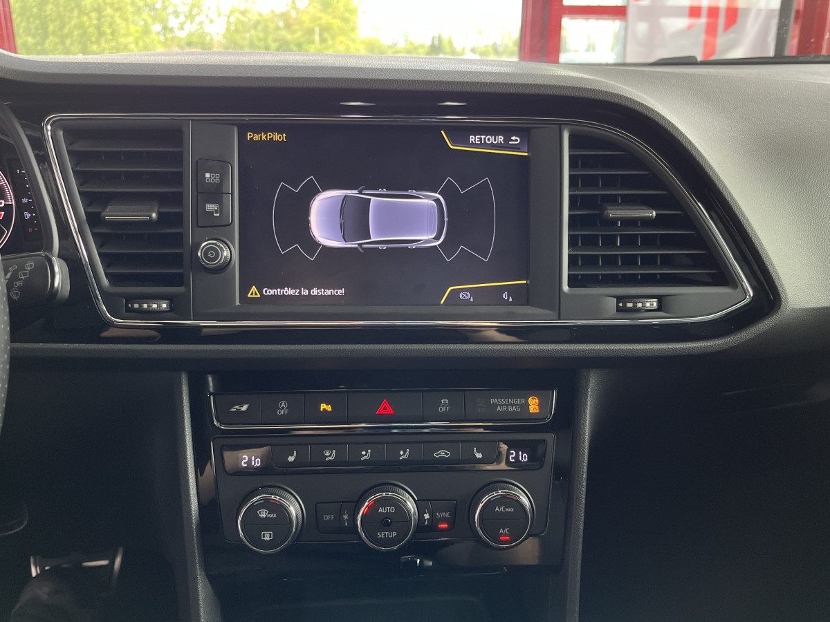 SEAT LEON CUPRA 2,0 TSI 300 DSG6 GPS ACC DCC APPLE CARPLAY KEYLESS FULL LED DIGITAL COCKPIT  ETAT NEUF