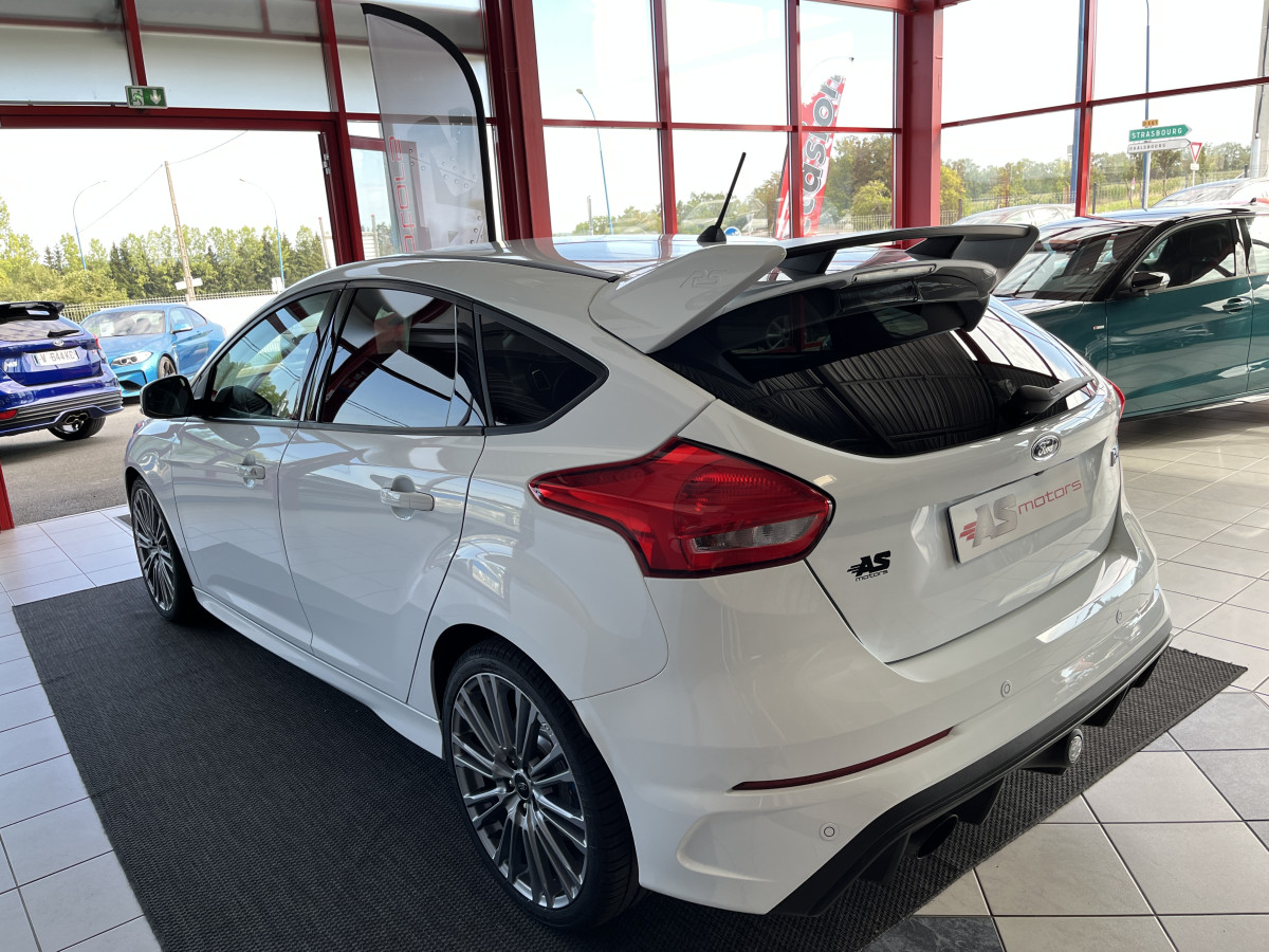 FORD FOCUS RS 2,3 350 4X4  GPS  CAMERA  HIFI SONY KEYLESS  REGULATEUR FEUX BI-XENON APPLE CARPLAY  EXCELLENT ETAT