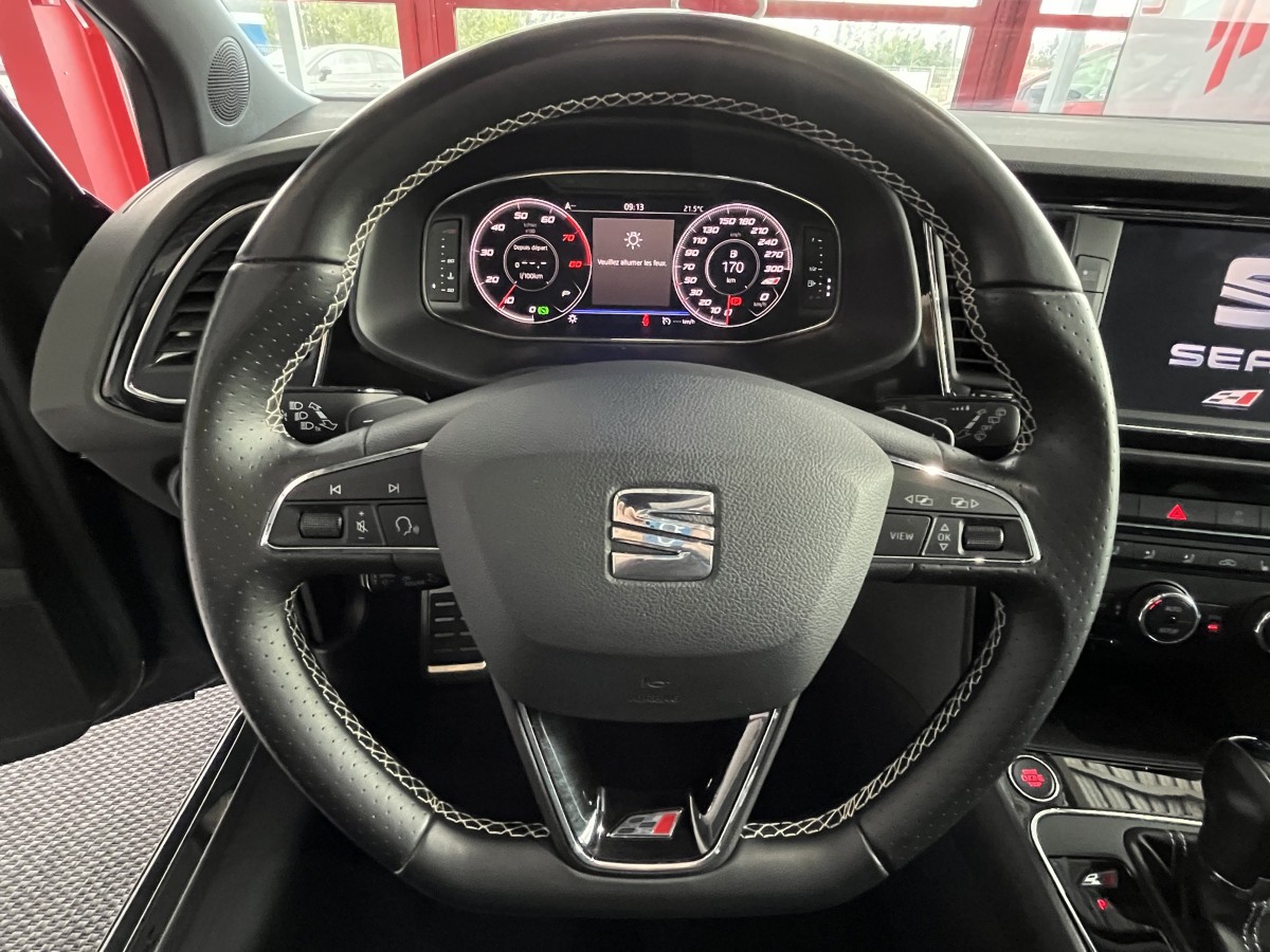 SEAT LEON CUPRA 2,0 TSI 300 DSG6 TOIT PANO GPS CAMERA  ACC DCC  HIFI BEATS APPLE CARPLAY KEYLESS FULL LED DIGITAL COCKPIT  ETAT NEUF FULL OPTIONS