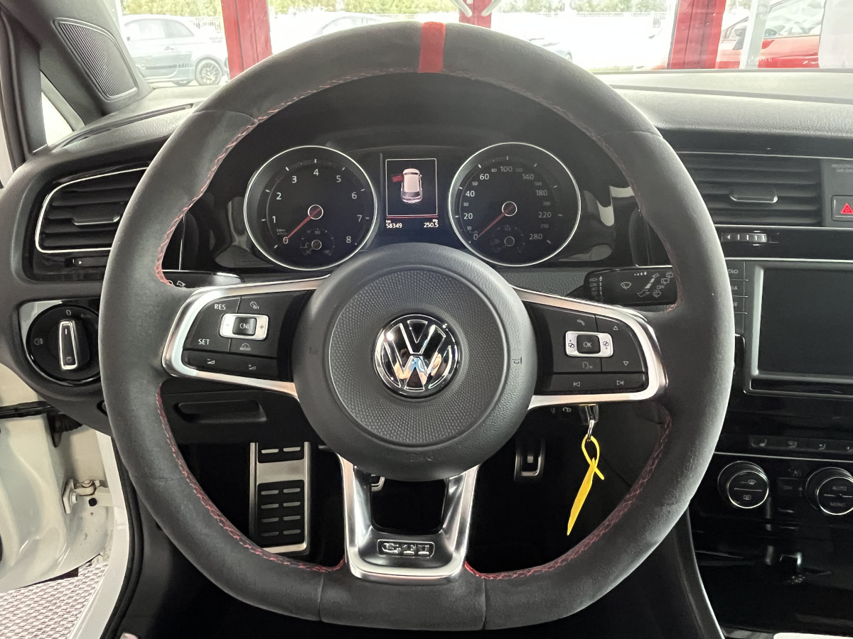 VOLKSWAGEN GOLF 7 CLUBSPORT 2,0 TSI 265 GPS SIEGES PACK RACING APPLE CARPLAY JANTES BRESCIA  PARK PILOT BI-XENON PACK HIVER  EXCELLENT ETAT