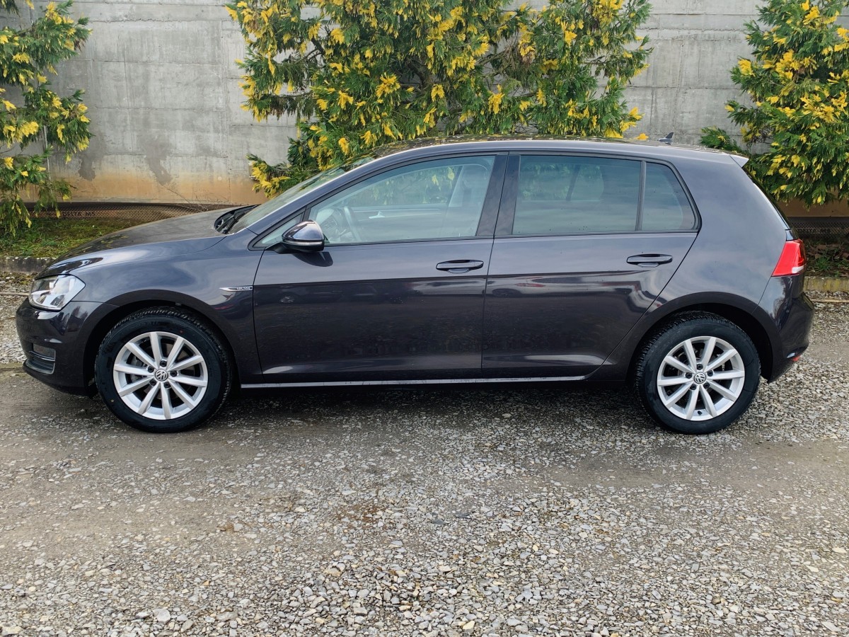 VOLKSWAGEN GOLF 1,6 TDI 110 LOUNGE