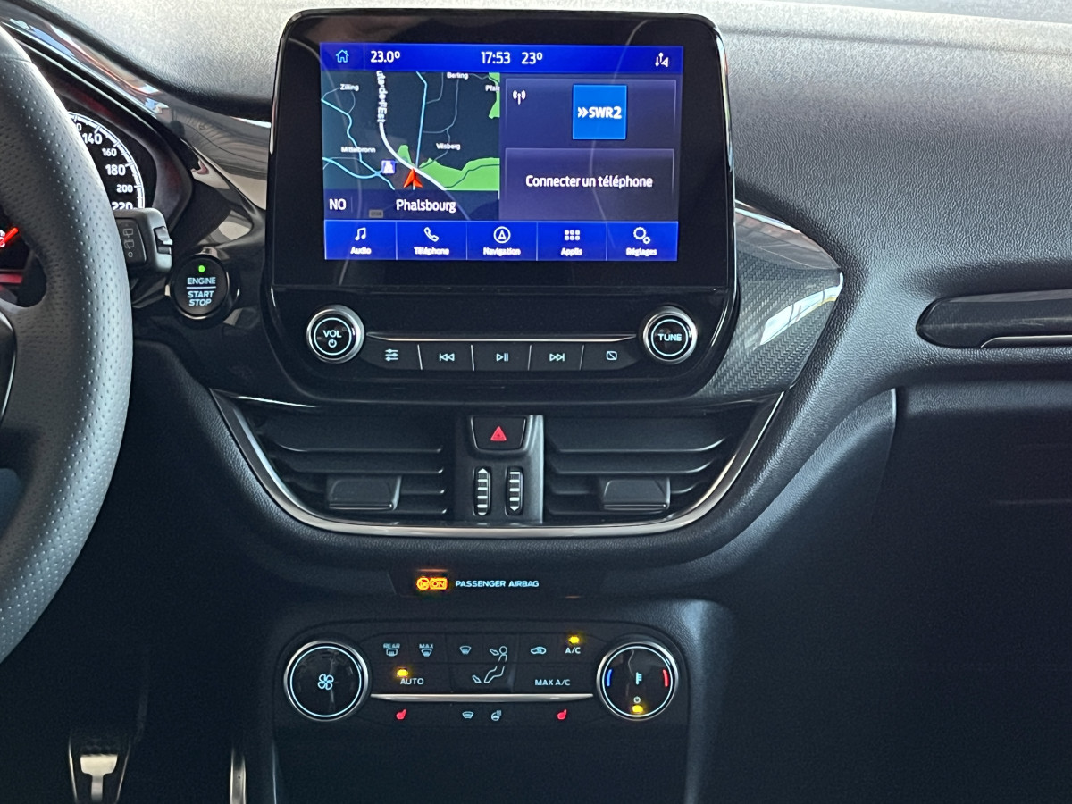 FORD FIESTA ST 1,5 200 PACK PERFORMANCE GPS APPLE CARPLAY REGULATEUR KEYLESS PACK HIVER ETAT NEUF