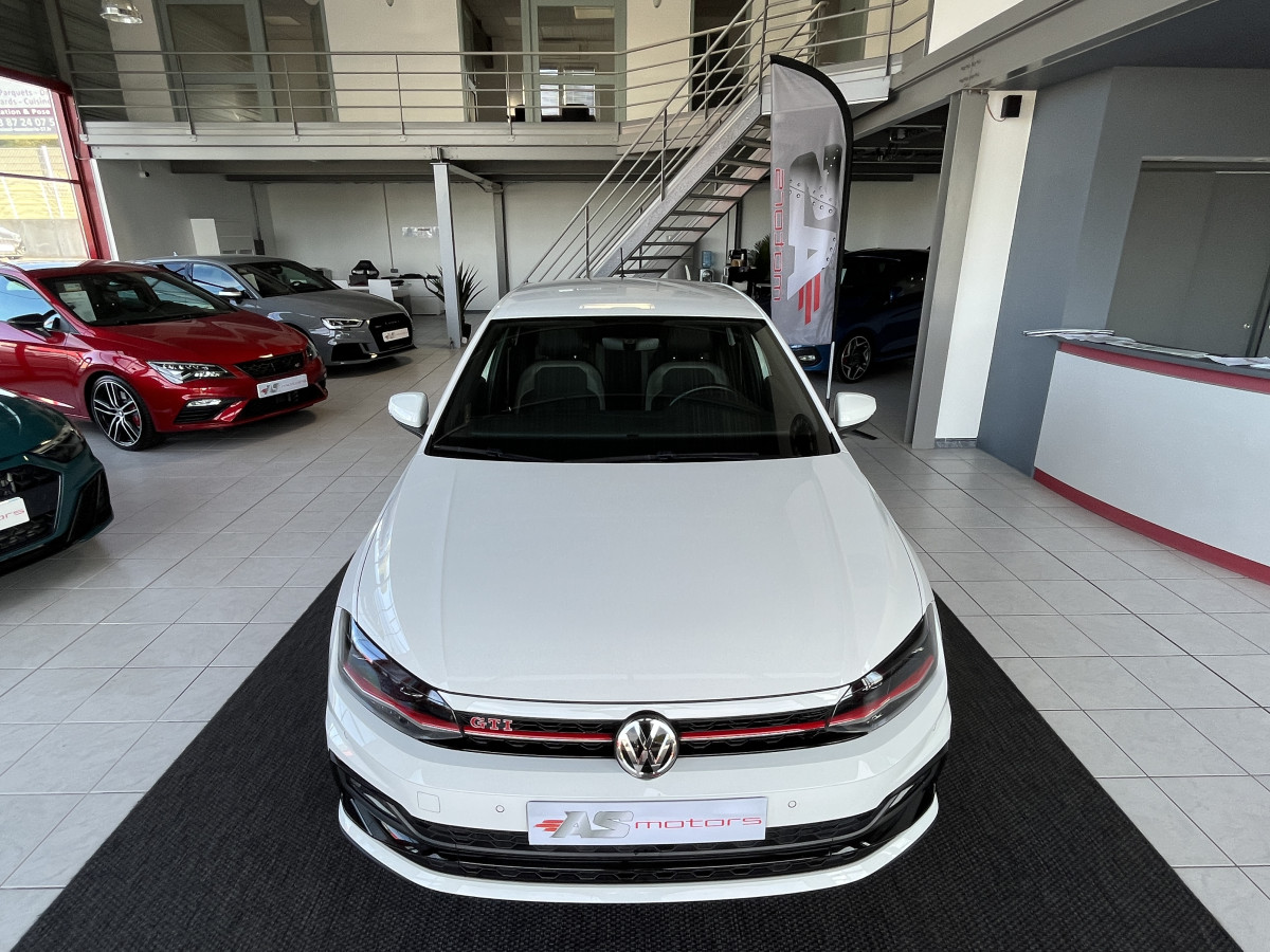 VOLKSWAGEN  POLO 2,0 TSI 200 DSG6  ACC DMS PARK PILOT  APPLE CARPLAY DIGITAL COCKPIT JANTES BRESCIA FULL LED ETAT NEUF