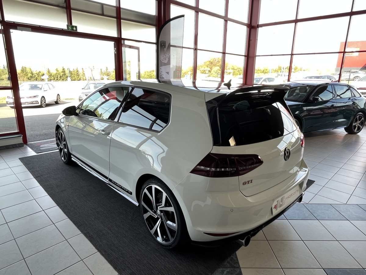 VOLKSWAGEN GOLF GTI CLUBSPORT 2,0 TSI 265 DSG6 GPS DCC REGULATEUR SIEGES RECARO HIFI DYNAUDIO BI-XENON EXCELLENT ETAT