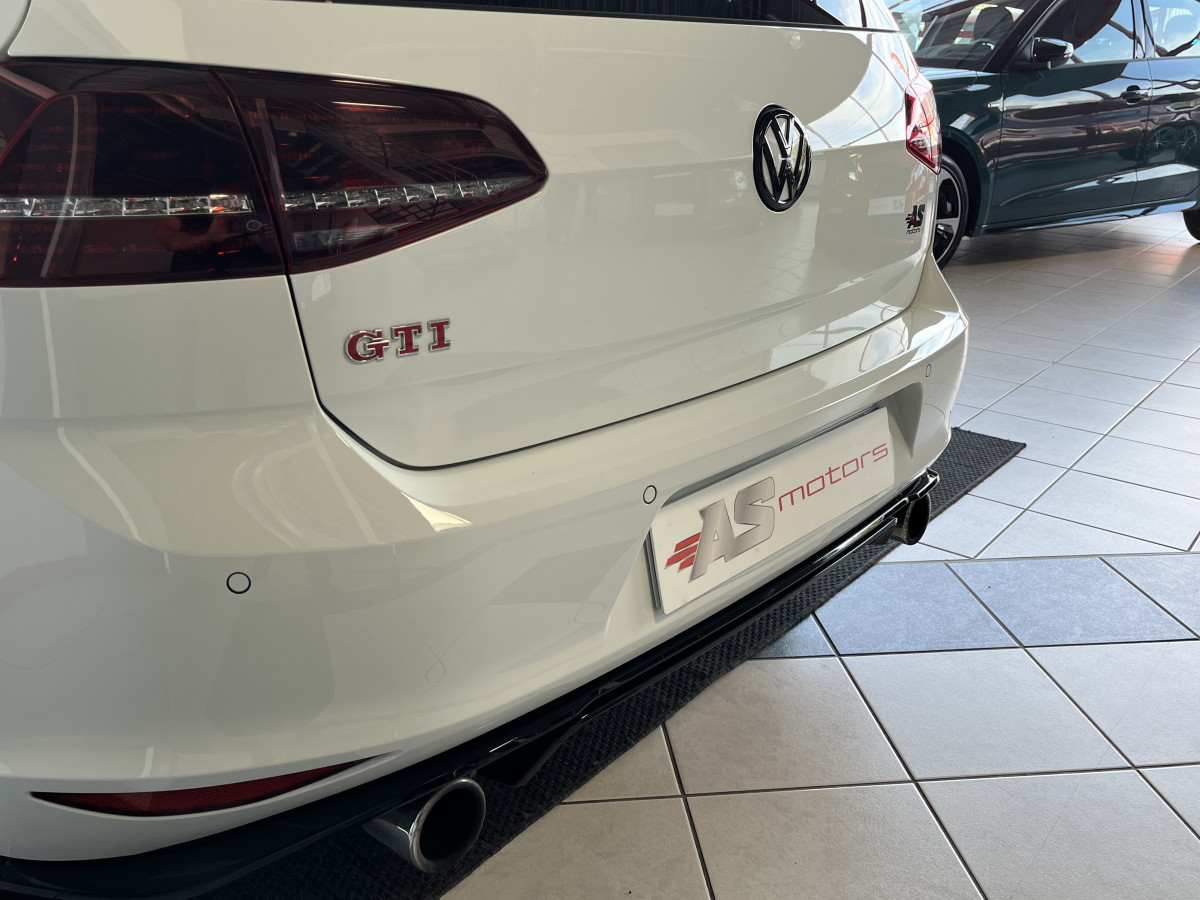 VOLKSWAGEN GOLF GTI CLUBSPORT 2,0 TSI 265 DSG6 GPS DCC REGULATEUR SIEGES RECARO HIFI DYNAUDIO BI-XENON EXCELLENT ETAT