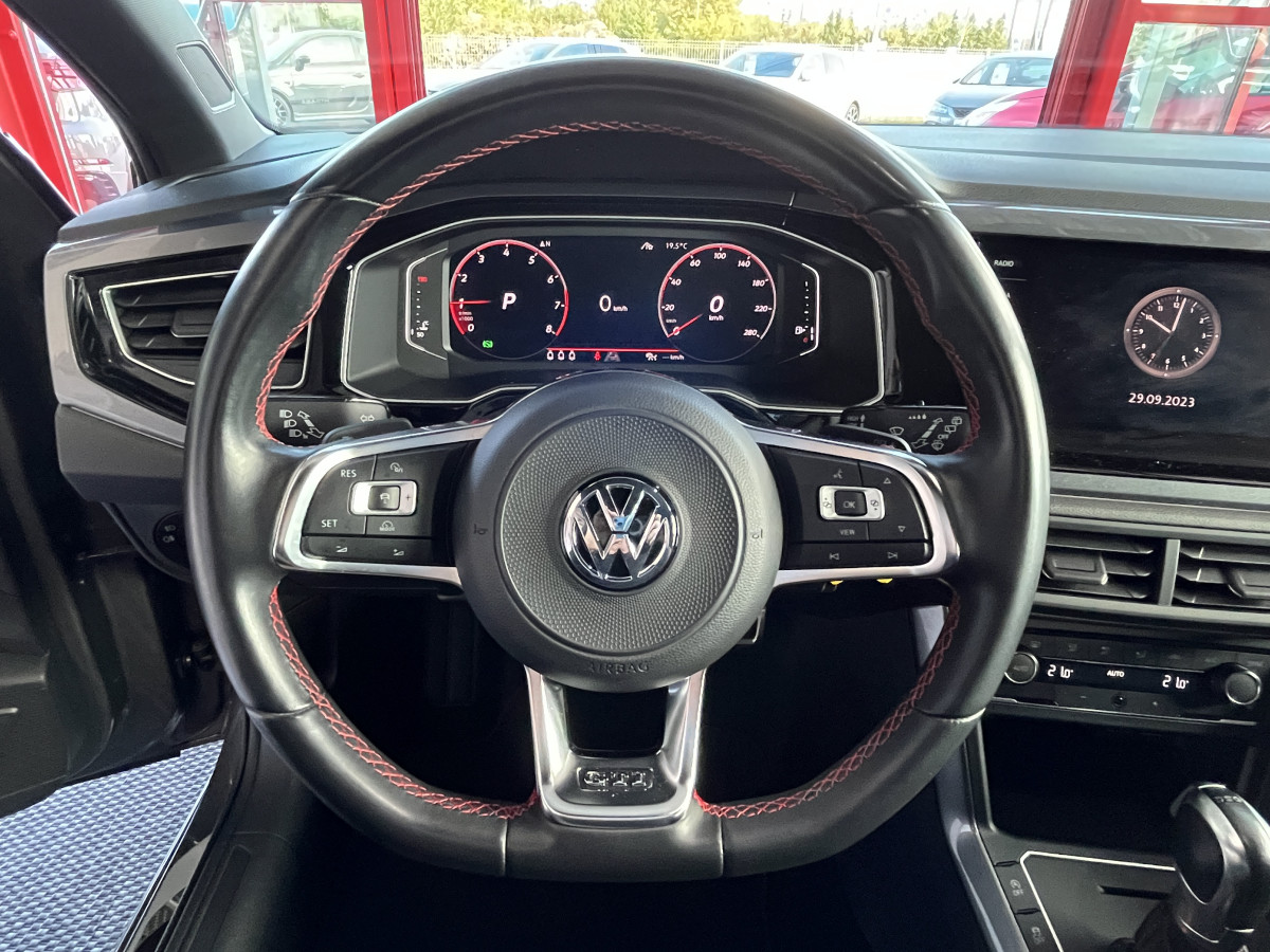 VOLKSWAGEN POLO 2,0 TSI 200 DSG6 DIGITAL COCKPIT GPS CAMERA  ACC DMS PARK PILOT FULL LED APPLE CARPLAY ETAT NEUF