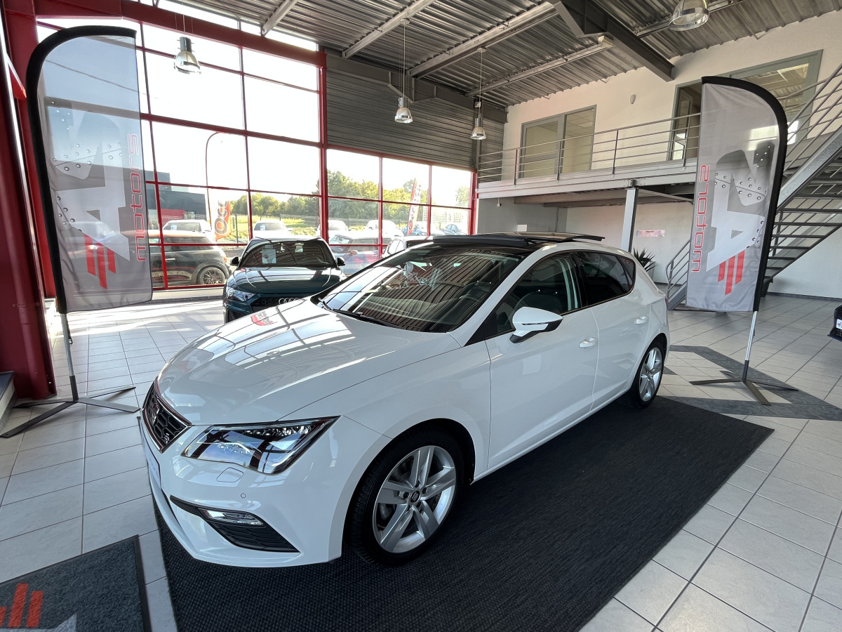 SEAT LEON FR 1,5 TSI 150 TOIT PANO GPS CAMERA REGULATEUR FEUX LED DIGITAL COCKPIT ETAT NEUF