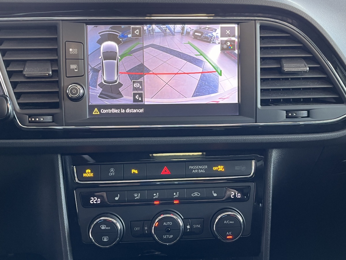 SEAT LEON FR 1,5 TSI 150 TOIT PANO GPS CAMERA REGULATEUR FEUX LED DIGITAL COCKPIT ETAT NEUF