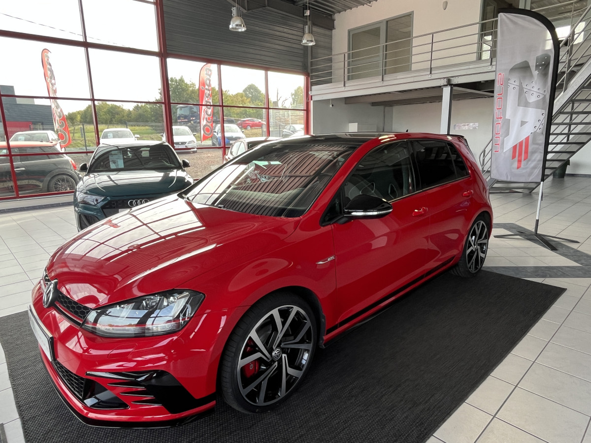 VOLKSWAGEN GOLF GTI CLUBSPORT 2,0 TSI 265 DSG6 GPS CAMERA ACC DCC REGULATEUR SIEGES RECARO HIFI DYNAUDIO BI-XENON EXCELLENT ETAT