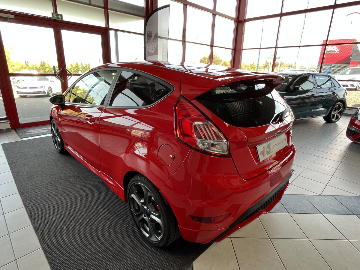 FORD FIESTA ST 1,6 182 PACK PERF REGULATEUR KEYLESS RECARO PACK HIVER  HIFI SONY EXCELLENT ETAT