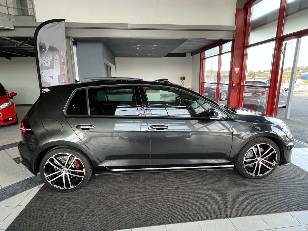 VOLKSWAGEN GOLF  7 GTD 2,0 184 DSG6  TOIT PANO GPS DCC PARK PILOT FEUX BI-XENON REGULATEUR EXCELLENT ETAT