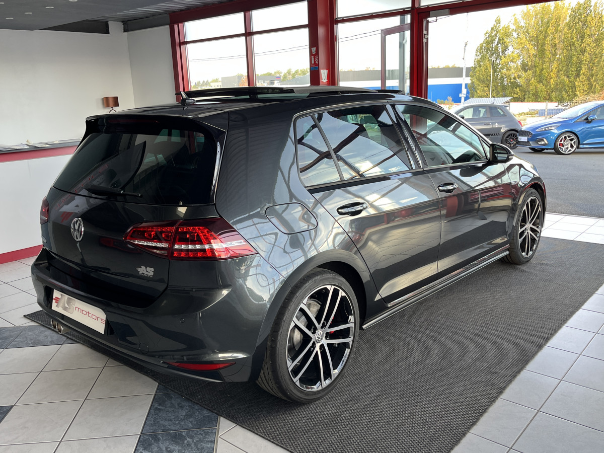 VOLKSWAGEN GOLF  7 GTD 2,0 184 DSG6  TOIT PANO GPS DCC PARK PILOT FEUX BI-XENON REGULATEUR EXCELLENT ETAT