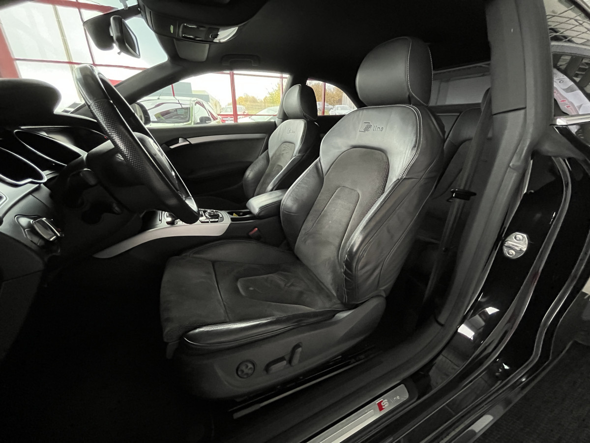 AUDI A5 COUPÉ 3,0 V6 TDI 240 S-LINE QUATTRO BVA6 GPS BLUETOOTH HIFI-B&O REGULATEUR JANTES 20 FEUX BI-XENON EXCELLENT ETAT