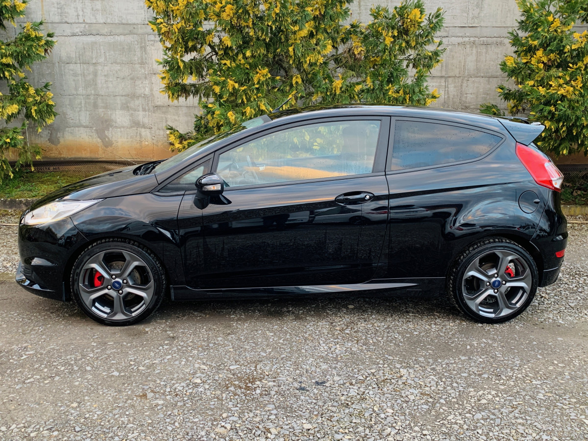 FORD FIESTA ST 1,6 TURBO 182 PACK PERF