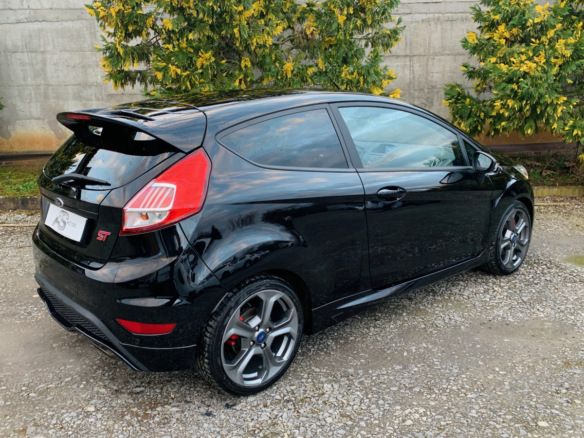 FORD FIESTA ST 1,6 TURBO 182 PACK PERF